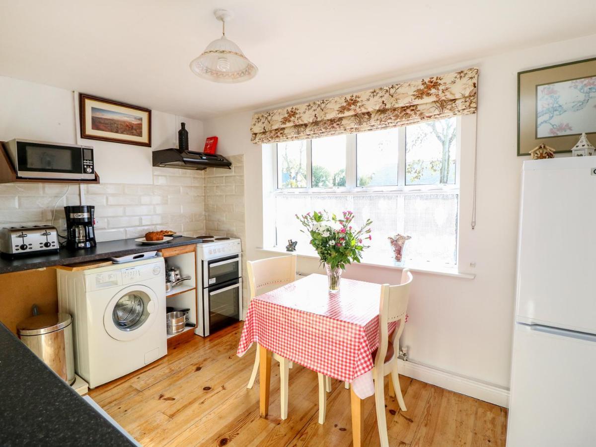 Julie'S Cottage Castleisland Esterno foto