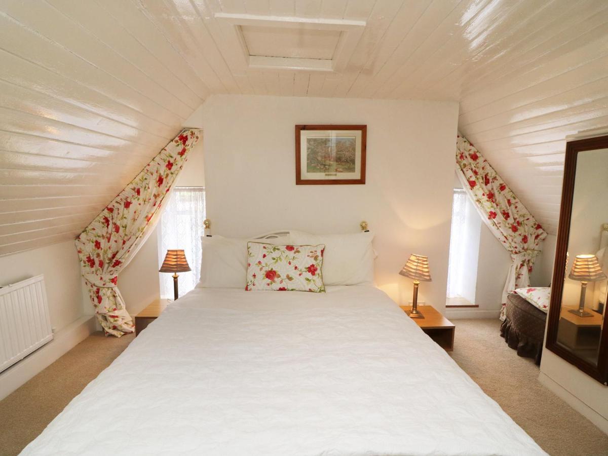 Julie'S Cottage Castleisland Esterno foto